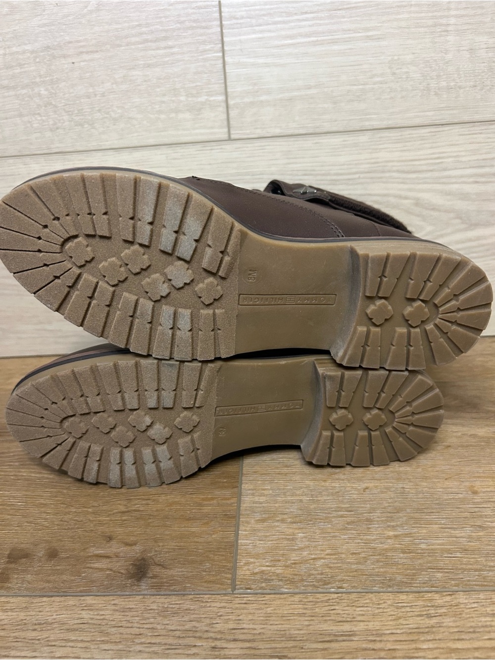 TOMMY HILFIGER Oranda Brown Boots Booties Sz 8 M - Picture 4 of 6